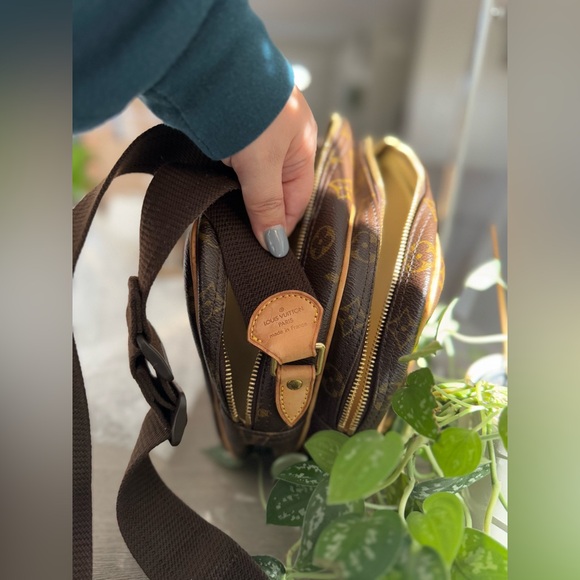 LV Reporter Monogram - Picture 3 of 9